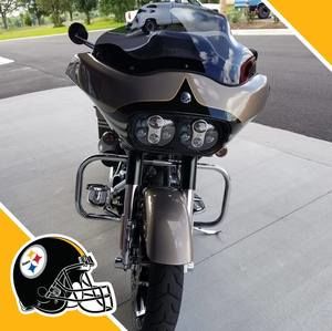 Meet your Posher, Larry